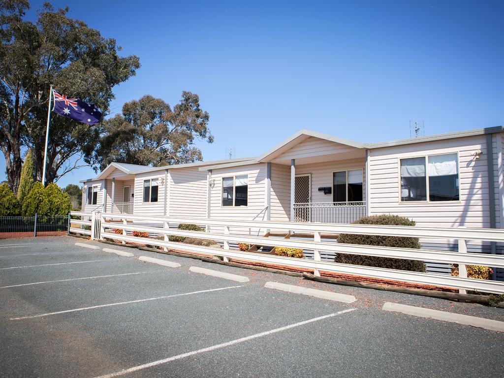 Skylodge Guest house 3*